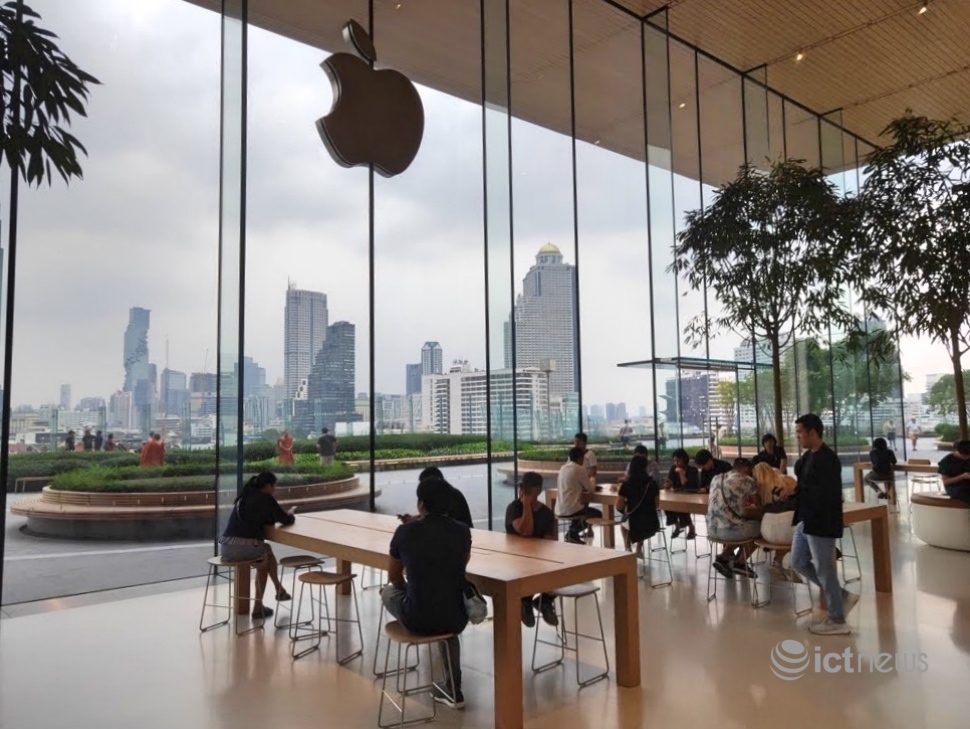 Apple is moving part of its production to Vietnam. Here’s why you should consider it too